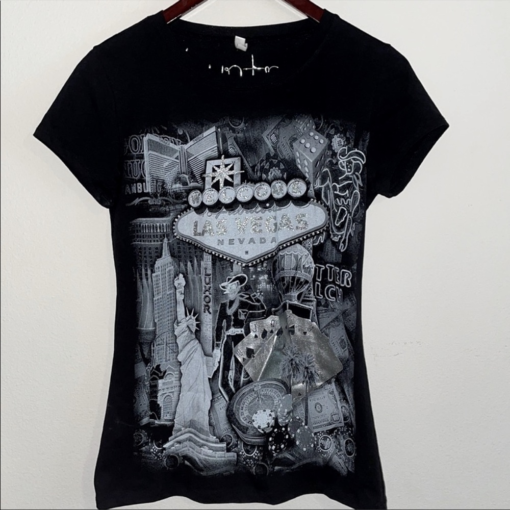 Reserved brand “Welcome to Las Vegas” shimmery shirt. Great condition!
